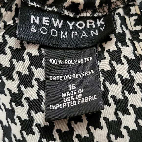 NWOT New York & Company Women's Black and white Halter Maxi Dress Size 16 - Picture 11 of 11